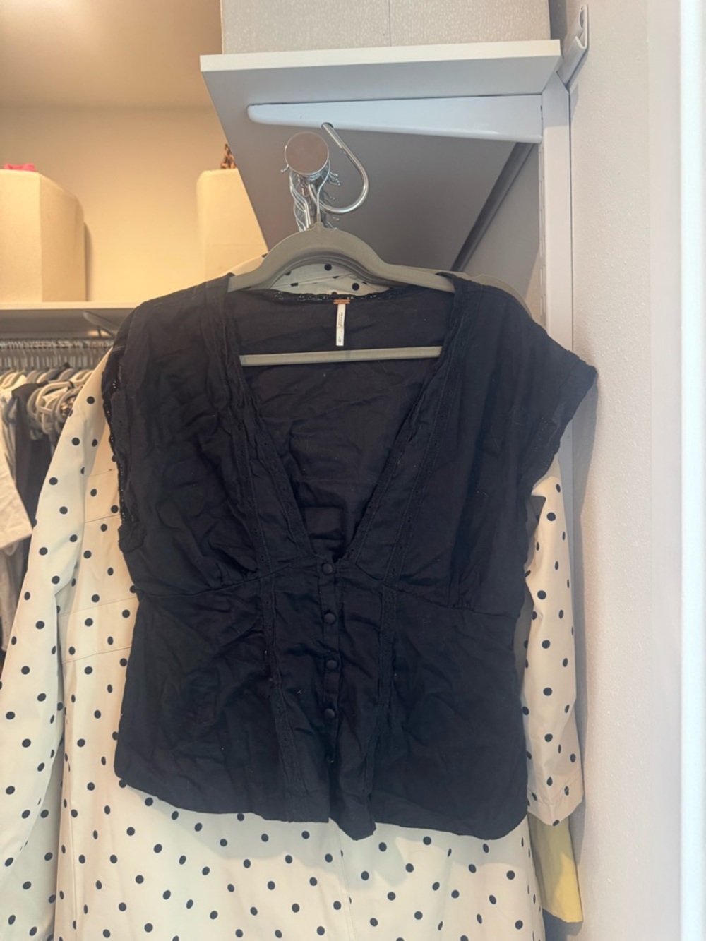 Free People Black Short-Sleeve V-Neck Button Front Blouse